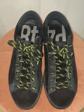 P448 John Suede Sneakers Size 9 Women's